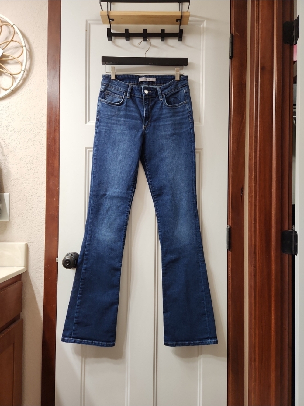 Joe's Mid-Rise Bootcut - 27 Long